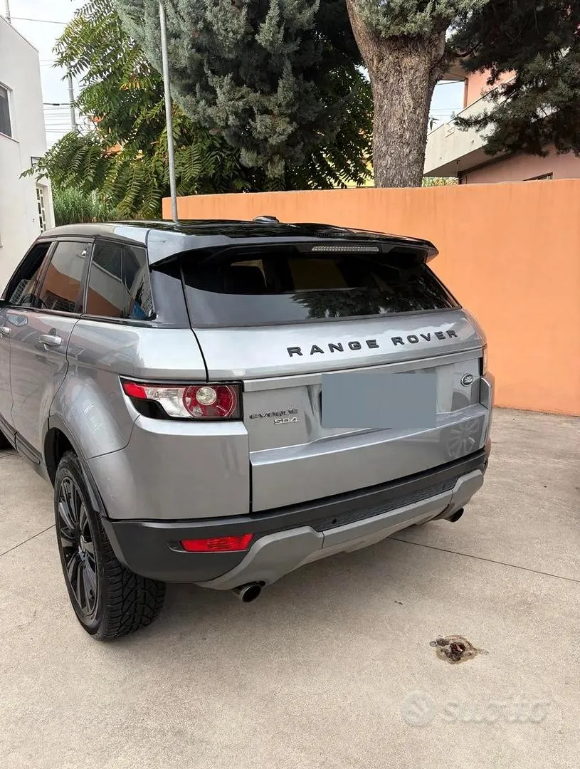 Land Rover Range Rover Evoque 2015 photo 2