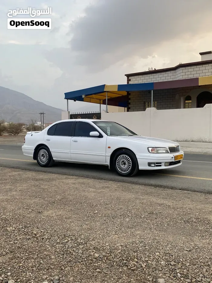 Nissan Maxima 1998 photo 4