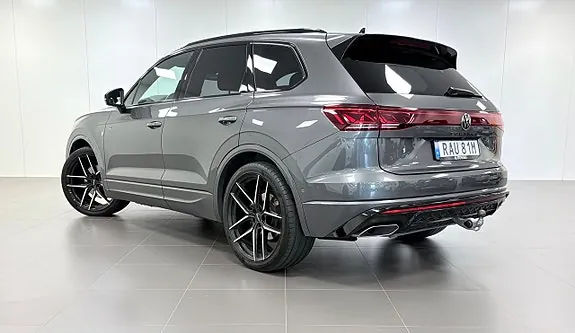 Volkswagen Touareg 2024 photo 3