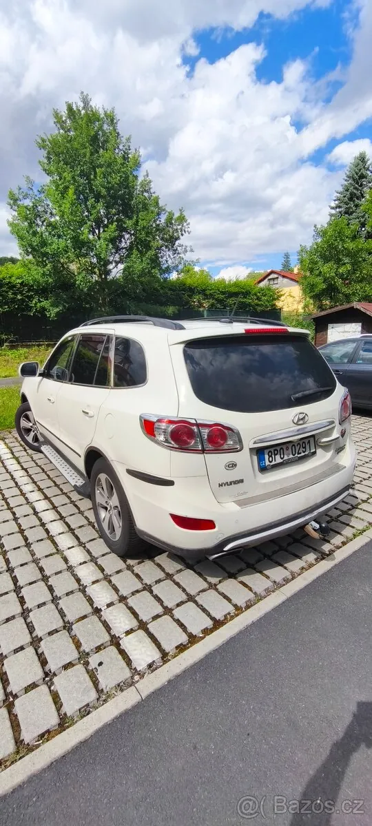 Hyundai Santa Fe photo 4