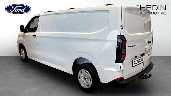 Ford Custom 2026 photo 2