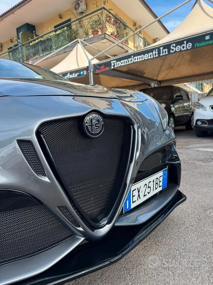 Alfa Romeo Giulietta 2014 photo 3