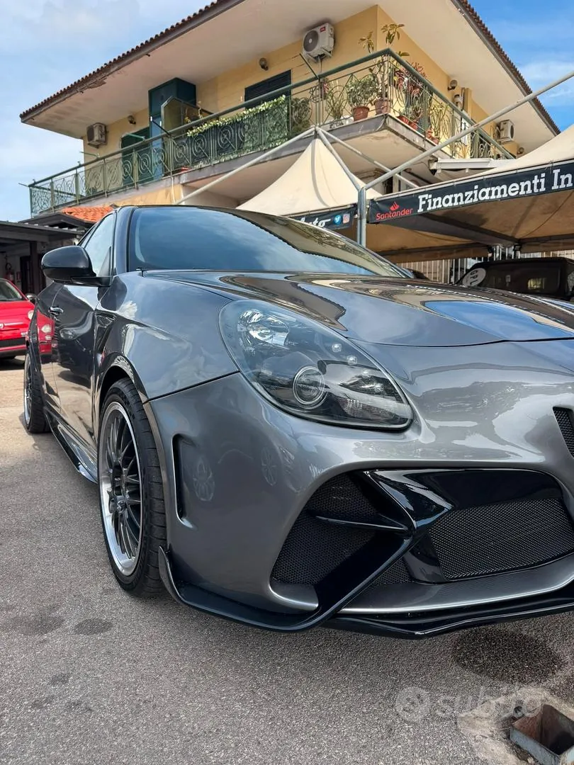 Alfa Romeo Giulietta 2014 photo 4