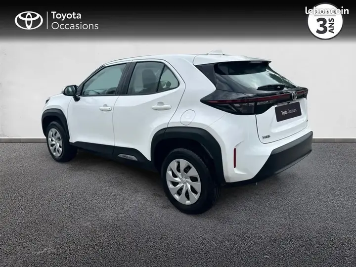 Toyota Yaris Cross 2025 photo 2