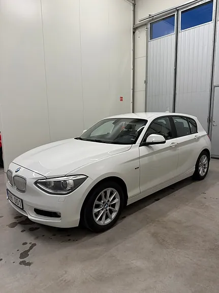 BMW 118D 2012 photo 2