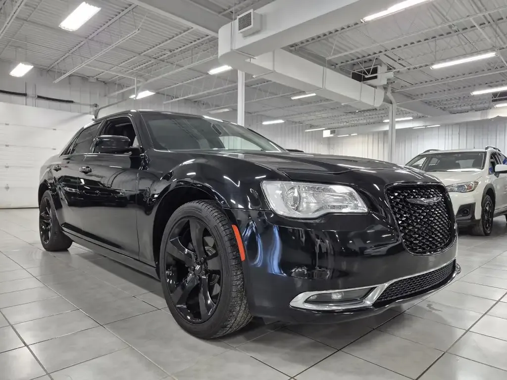 Chrysler 300 2016 photo 3