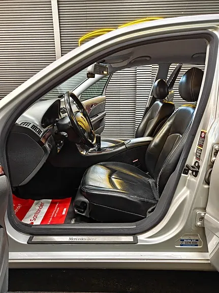 Mercedes-Benz E240 2005 photo 5