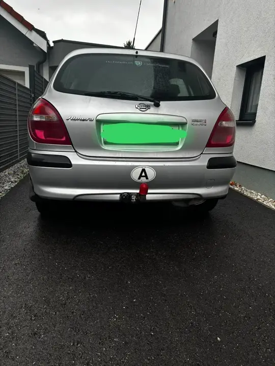 Nissan Almera 2001 photo 2