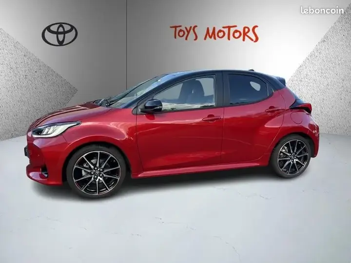 Toyota Yaris 2023 photo 3