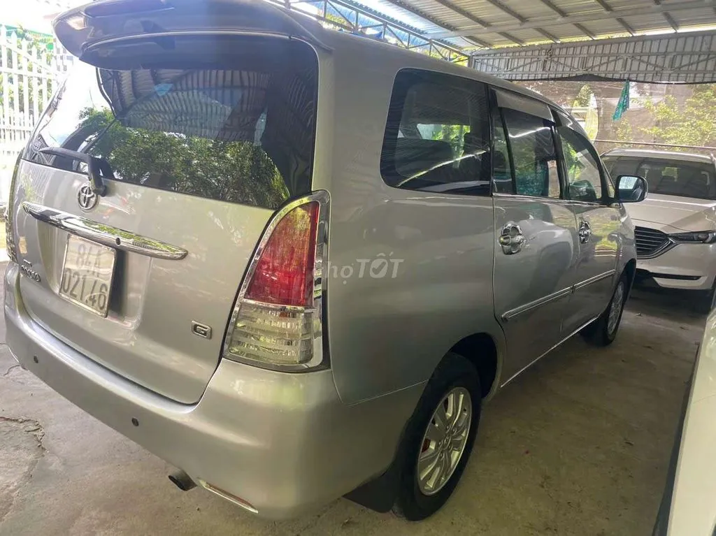 Toyota Innova 2009 photo 4