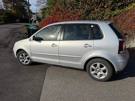 Volkswagen Polo 2008 photo 3