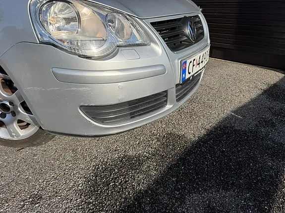 Volkswagen Polo 2008 photo 5