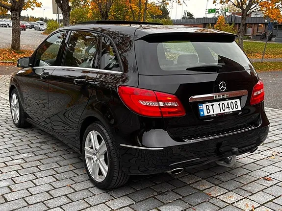 Mercedes-Benz B220 2013 photo 4