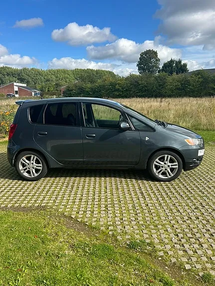 Mitsubishi Colt 2009 photo 5
