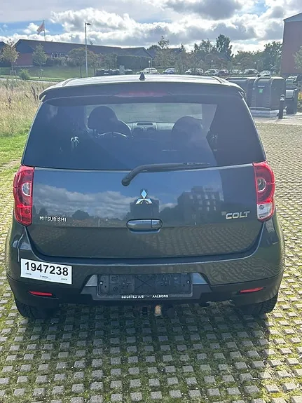 Mitsubishi Colt 2009 photo 4