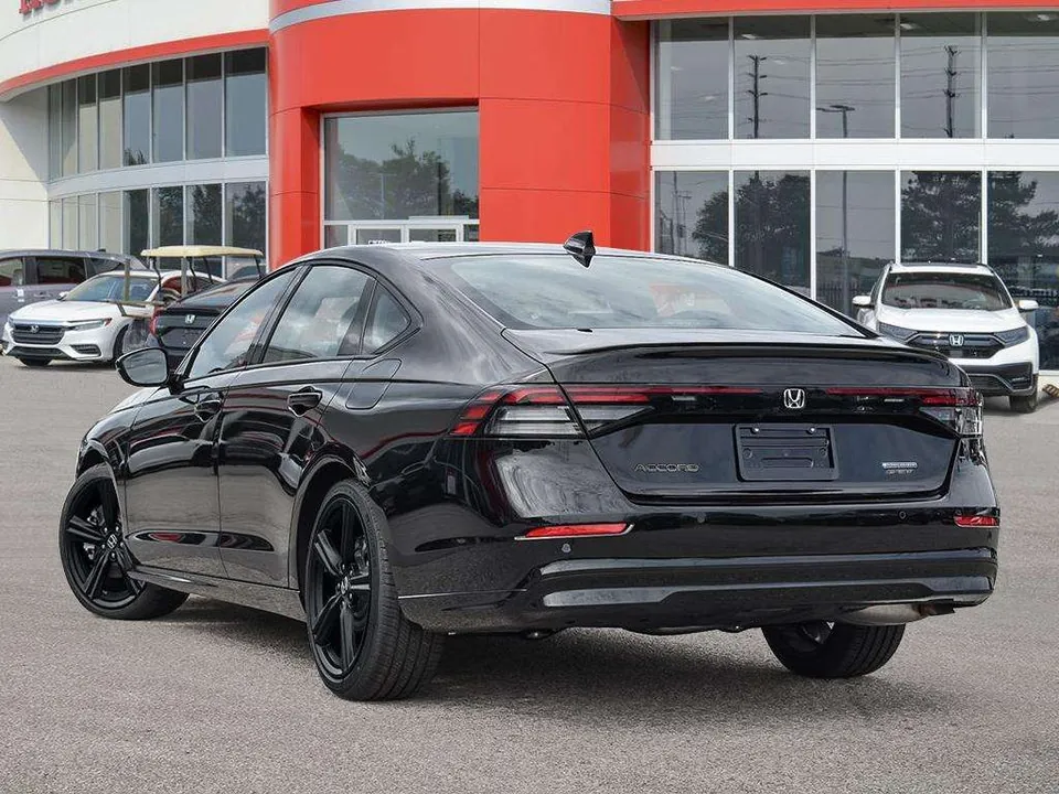 Honda Accord 2026 photo 4