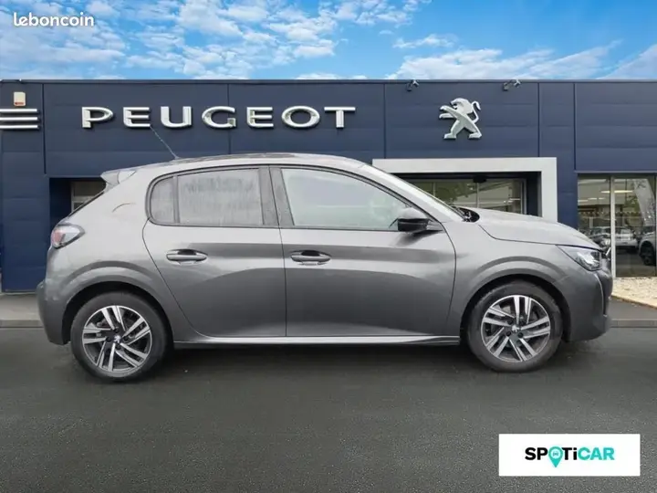 Peugeot 208 2022 photo 4