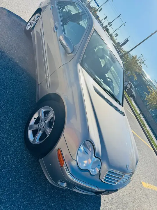 Mercedes-Benz C-Class 2007 photo 3