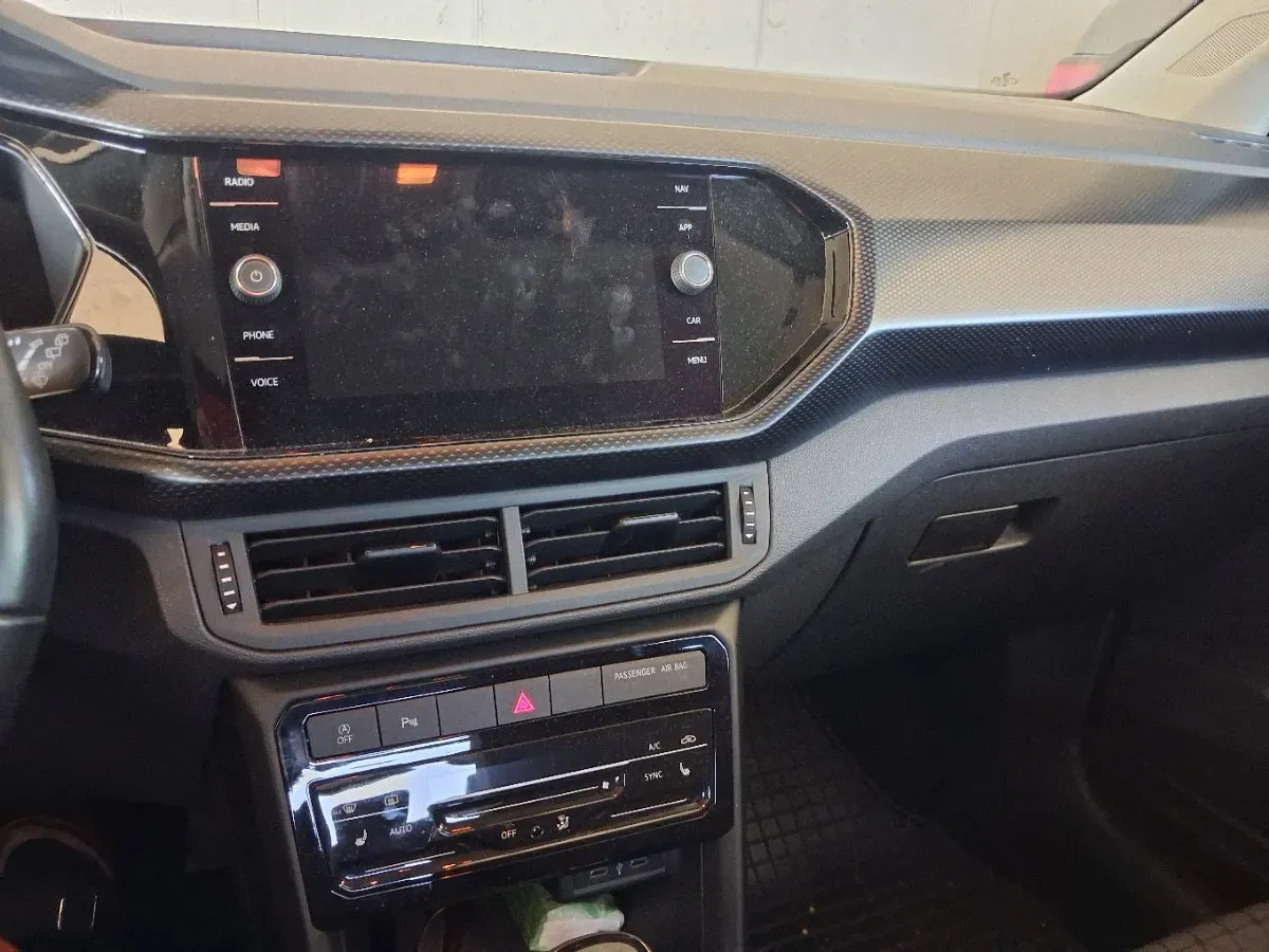 Volkswagen T-Cross 2022 photo 3