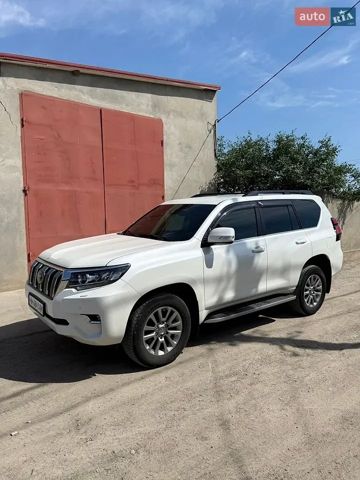 Toyota Land Cruiser Prado 2018 photo 4