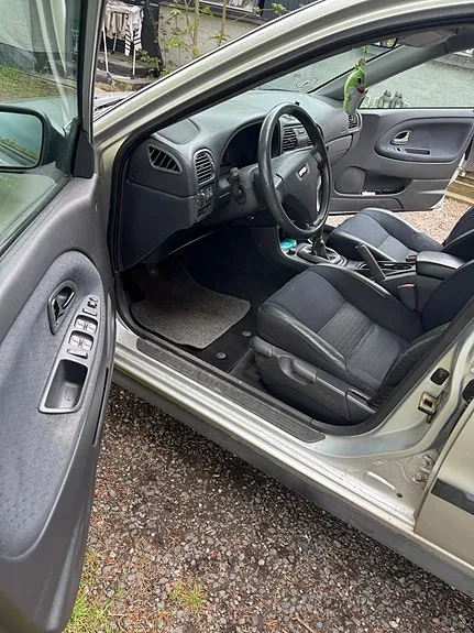 Volvo V40 2002 photo 5