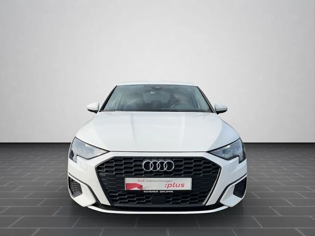 Audi A3 2021 photo 2
