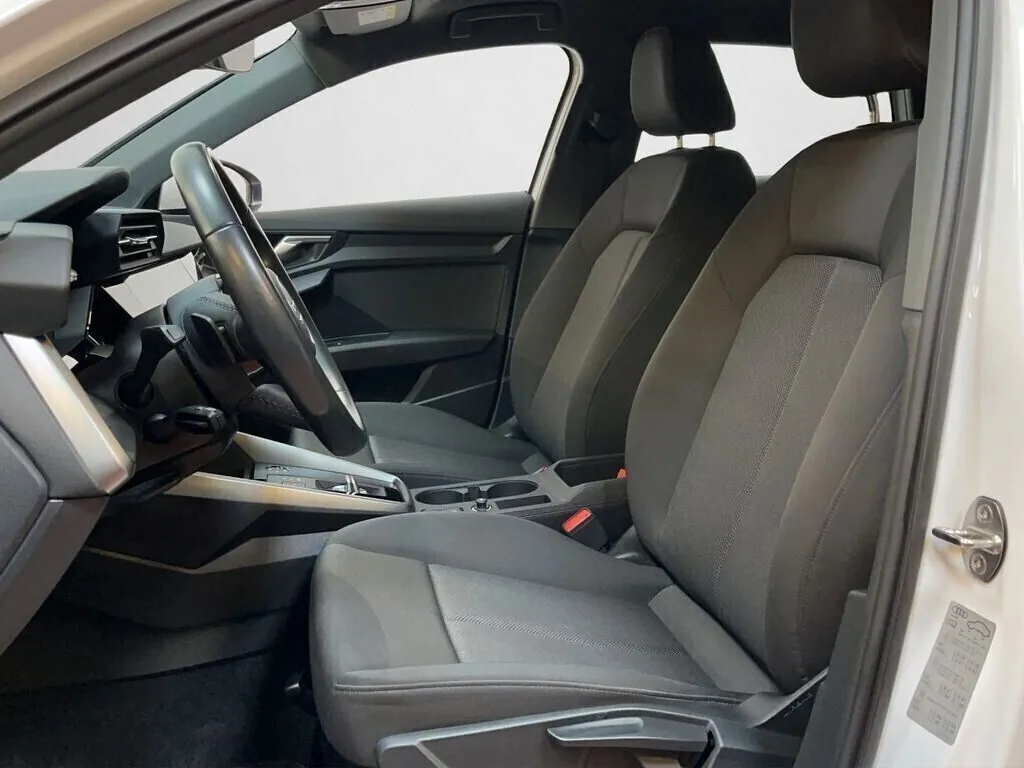 Audi A3 2021 photo 3