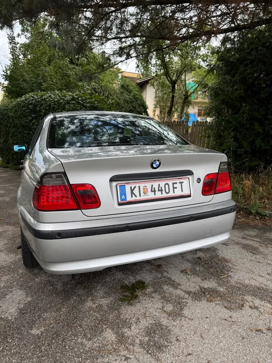 BMW 3 Series 2003 photo 3