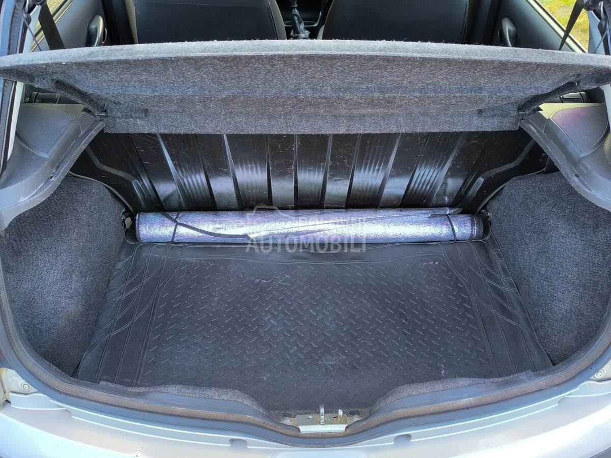 Fiat Punto 2009 photo 5