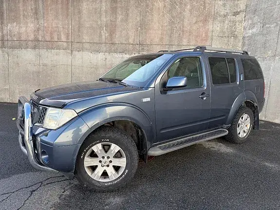 Nissan Pathfinder 2005 photo 4