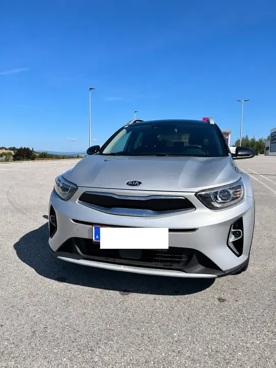Kia Stonic 2021 photo 2