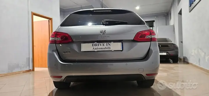 Peugeot 308 2020 photo 3