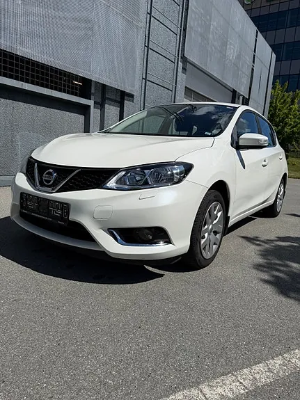 Nissan Pulsar 2016 photo 2