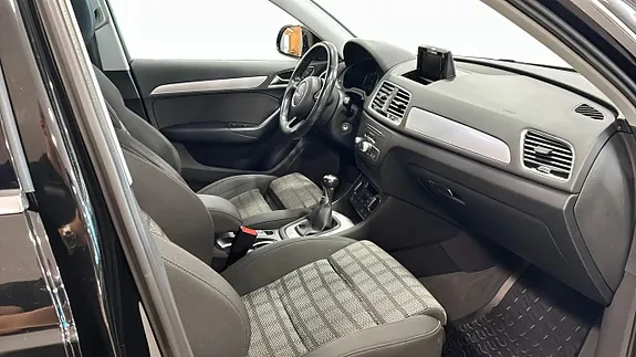 Audi Q3 2017 photo 3