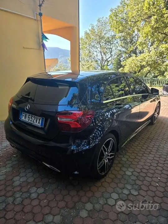 Mercedes-Benz A 180 2018 photo 4