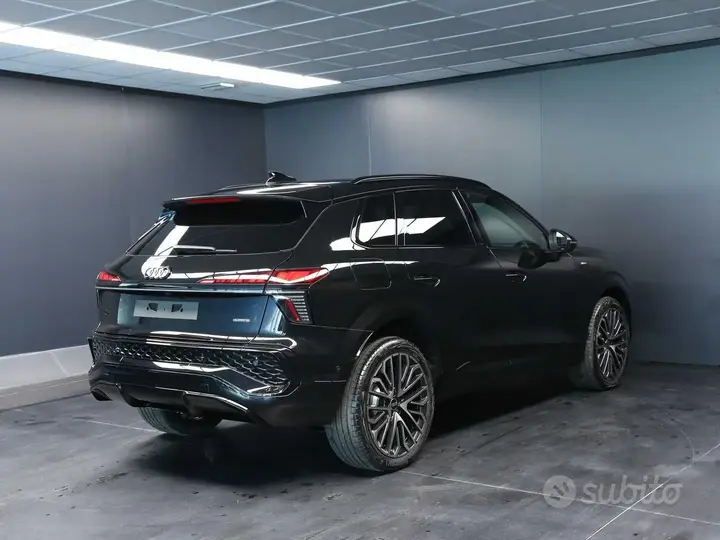 Audi Q3 2026 photo 2