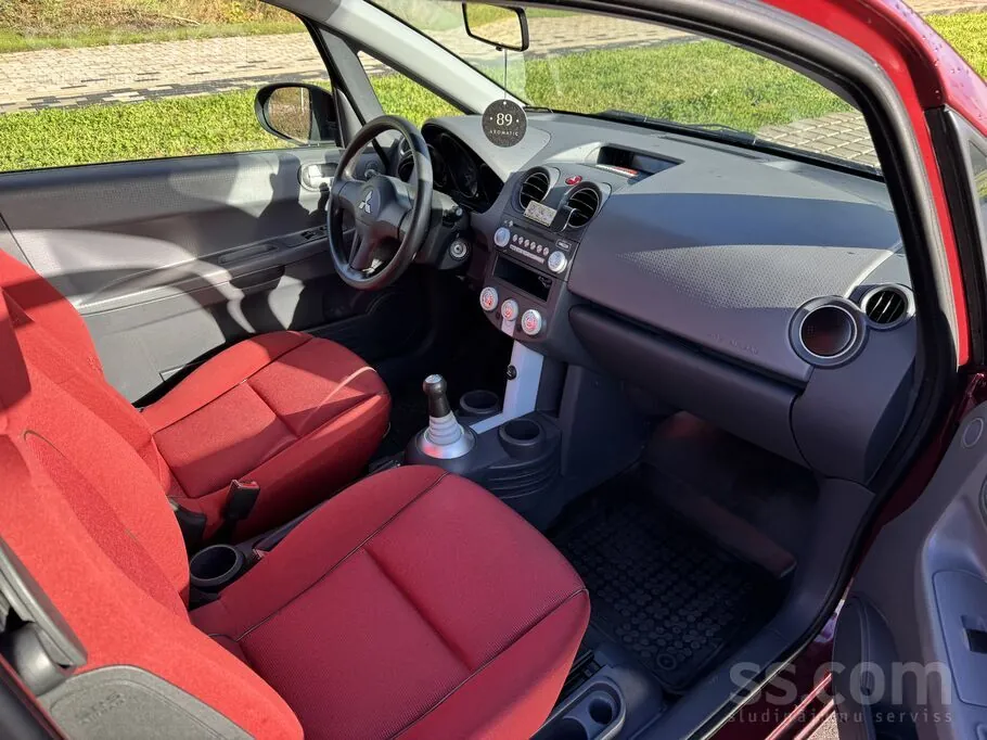 Mitsubishi Colt 2007 photo 5