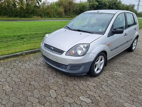 Ford Fiesta 2007 photo 4