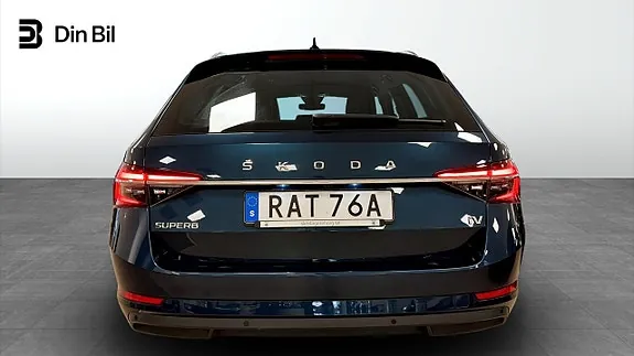 Skoda Superb 2023 photo 5