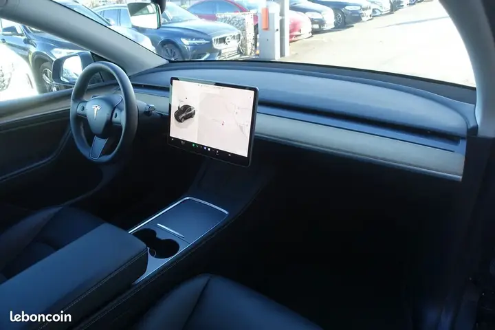 Tesla Model Y 2022 photo 5