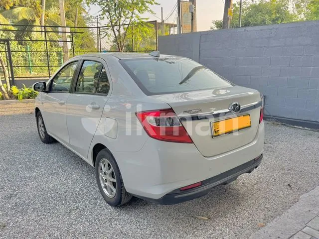 Perodua Bezza