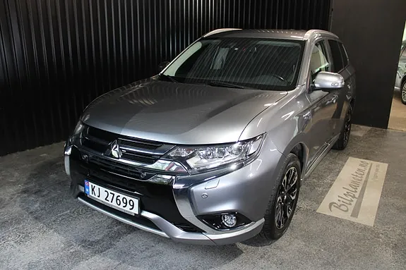Mitsubishi Outlander 2017 photo 2