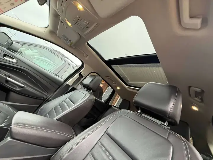 Ford Escape 2017 photo 3