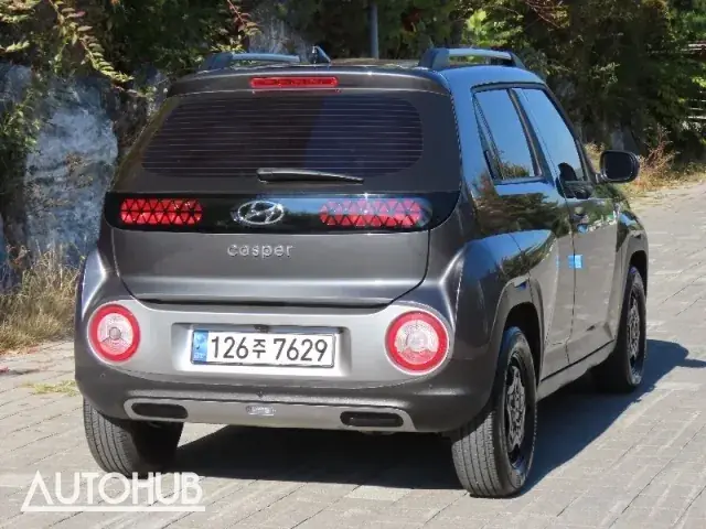 Hyundai Kona 2023 photo 3