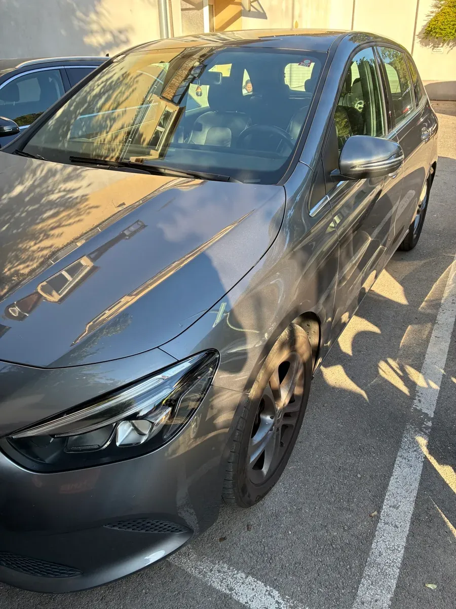 Mercedes-Benz B-Class 2019 photo 2