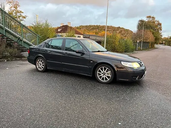Saab 9-5 2004 photo 3