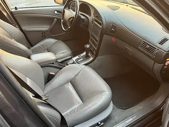 Saab 9-5 2004 photo 2