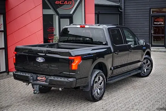 Ford F-150 2025 photo 4