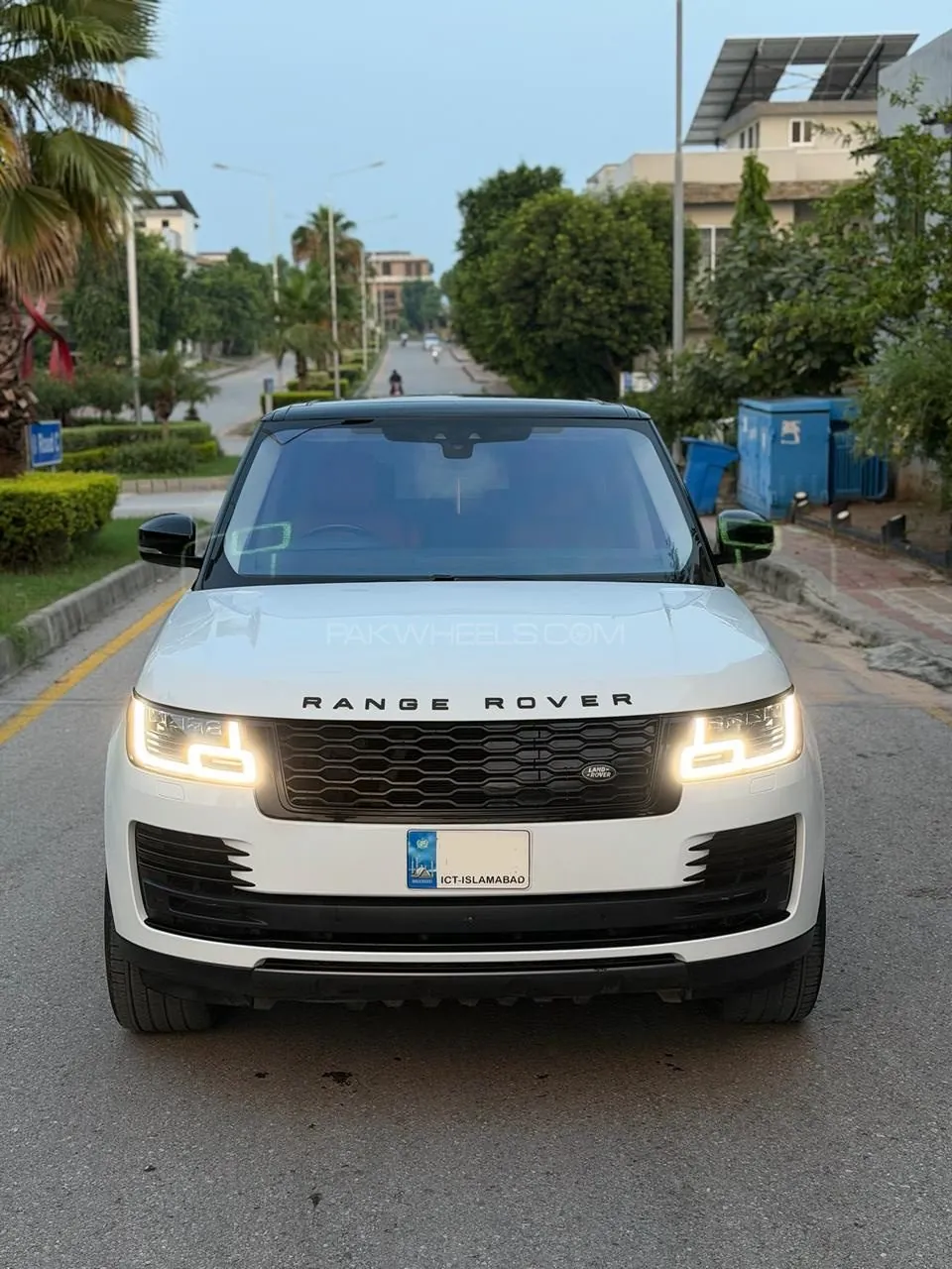 Range Rover Autobiography