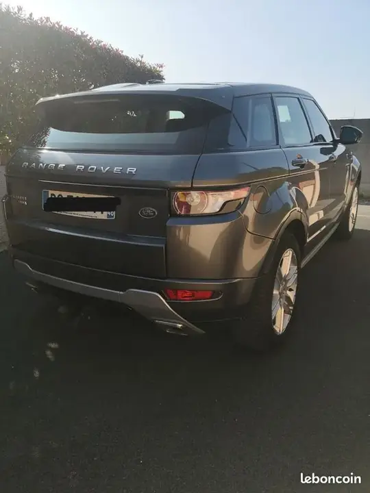 Land Rover Evoque 2015 photo 2